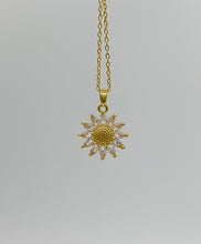 Load image into Gallery viewer, Sunflower Necklace