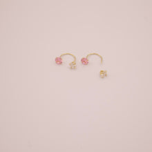 Load image into Gallery viewer, 14K Double Illusion Stud Earrings