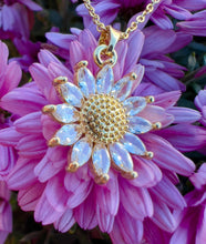 Load image into Gallery viewer, Sunflower Necklace
