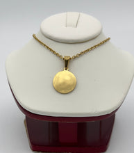 Load image into Gallery viewer, Timeless Round Pendant Necklace
