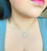 Load image into Gallery viewer, Sunflower Necklace

